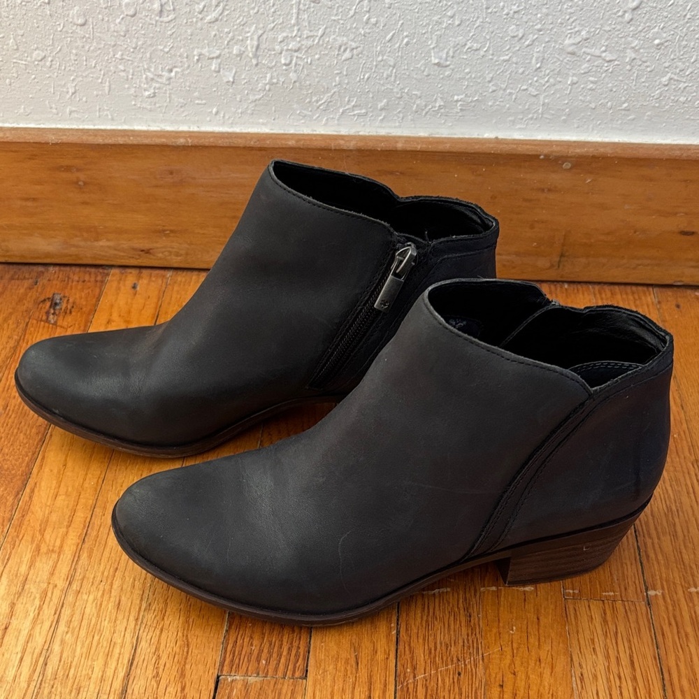 Lucky Brand Black Ankle Bootie - 6.5